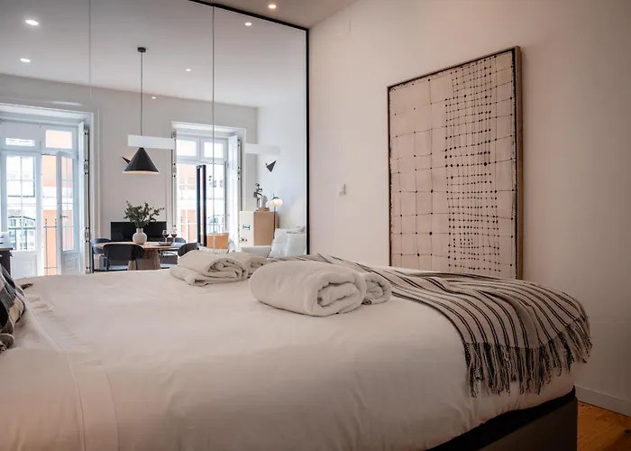 Designer Loft With Balcony In Historic Baixa شقة Lisboa