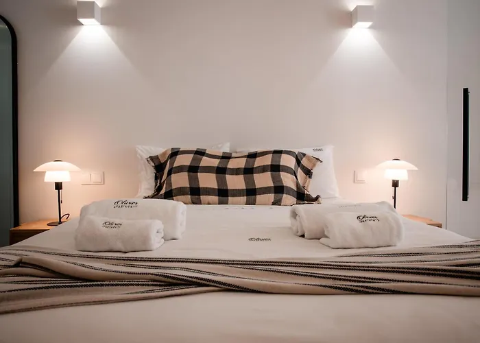 Designer Loft With Balcony In Historic Baixa شقة Lisboa