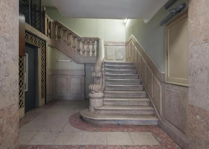 شقة Designer Loft With Balcony In Historic Baixa