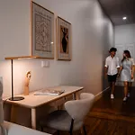 Designer Loft With Balcony In Historic Baixa Lägenhet Lisboa