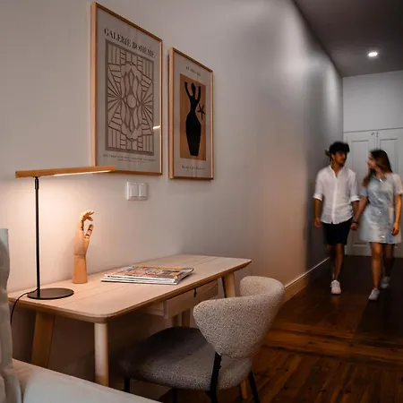 The Box - Design And Upscale With Balcony At Downtown Appartement Lissabon